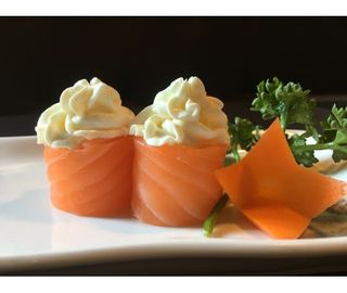 36. Gunkan Philadelphia