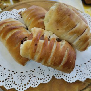 Domaće kiflice sa šunkom