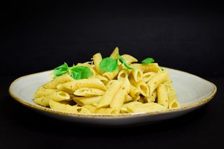 Պաստա պեստո սոուսով