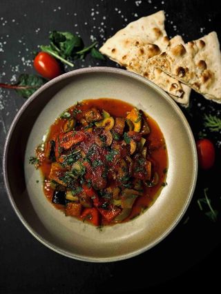 Caponata con focaccia