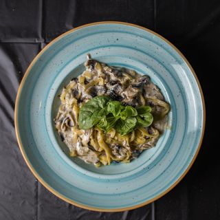 Tagliatelle cu mix de ciuperci