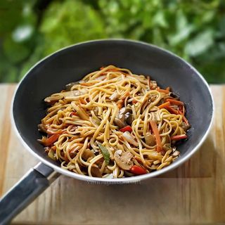 2A. Tallarines Con Verdura Al Estilo Chino