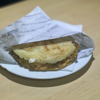Arepa con carne 