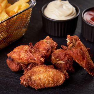 Meniu Aripioare BBQ MARE