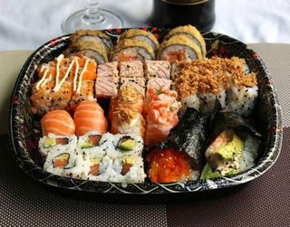 44.Sushi Misto de Caixa Grande B