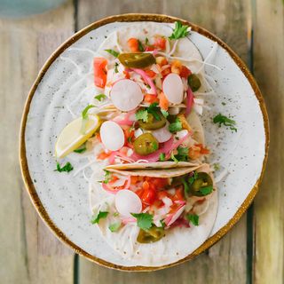 Tacos de gambas rebozadas estilo Acapulco
