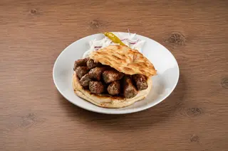 Ćevapi u lepinji