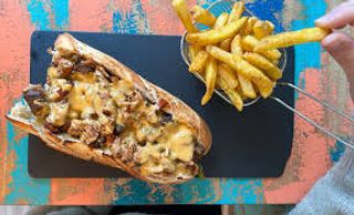 Pepito de pollo y queso