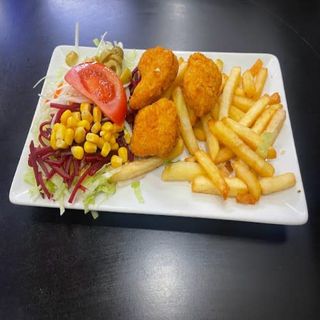 Nuggets + Patatas Fritas