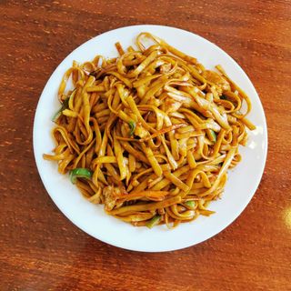 47. Ци зол кари сау мин (500г)