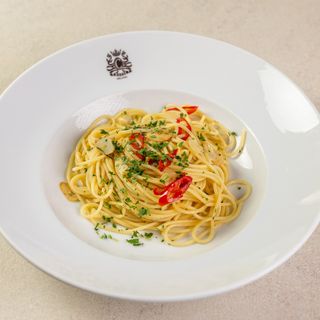 Aglio olio e pepperoncini