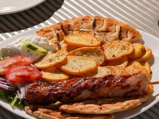 Souvlaki pui mediu (400g)