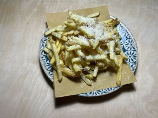 Patatine cacio e pepe