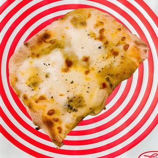 Парче Четири сирена (240гр)