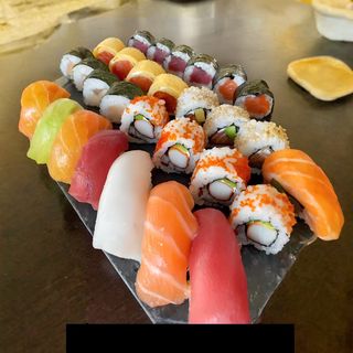 Para 4 Personas (44 Pzs.)