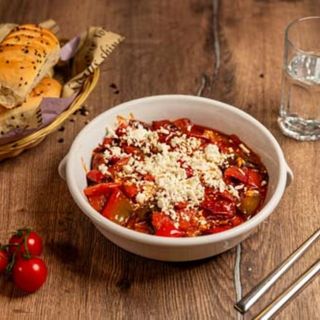 Piperchi târgâsiti fără carne