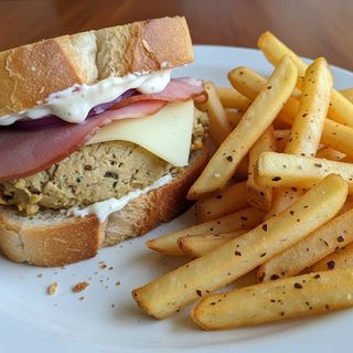 Sándwich en tus ojos