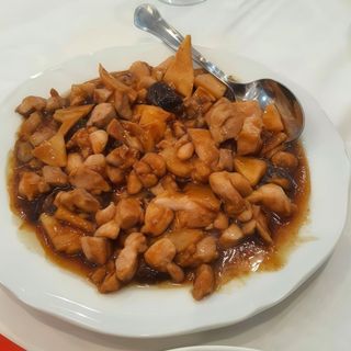 pato con bambú y setas chinas