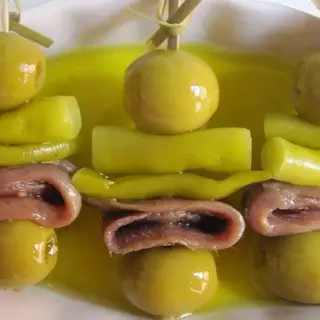 GILDAS DONOSTIARRAS CON ANCHOA (6 UNIDADES)