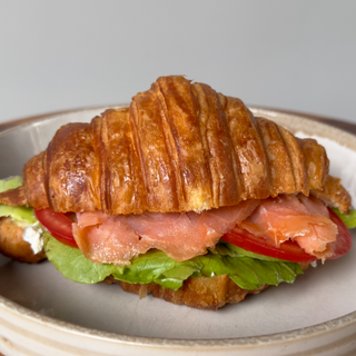 Croissant with smoked salmon&cream cheese
