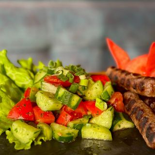 АКТУАЛНО ОБЕДНО МЕНЮ МОЖЕ ДА РАЗГЛЕДАТЕ  НА ФЕЙСБУК СТРАНИЦАТА НИ