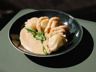 Вареники з куркою та грибний бешамель (325g)