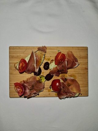 Bruschette Pesto e Prosciutto