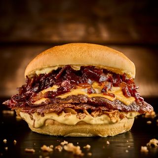 The champion Smash (2da Mejor Burger de Madrid 2025)