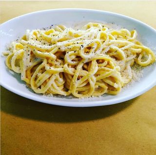 Tonnarelli cacio e pepe