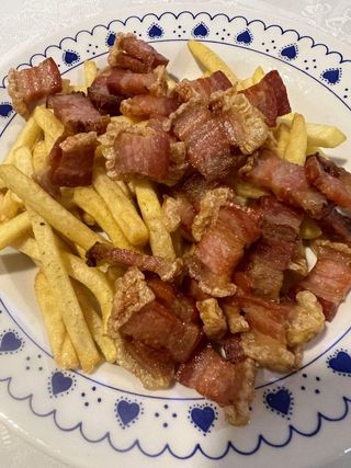 SS.TORREZNO DE SORIA*（五花肉薯条）