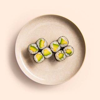 91. Hosomaki aguacate y queso (8 pzs.)