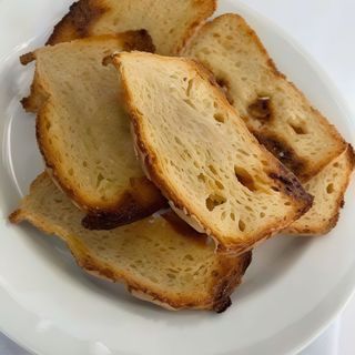 Pão Torrado com manteiga