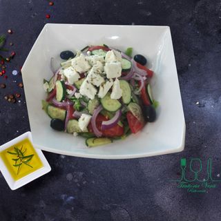 Insalata Greaca cu focaccia homemade, 350g