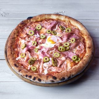 Pizza Slaninizza 24cm