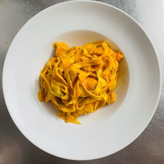 62 Tagliatelle Salmão
