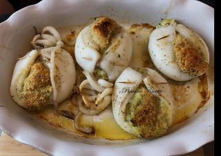 Seppie ripiene con uvetta e pinoli