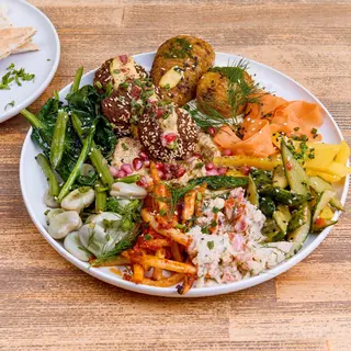 LETNI TALERZ (VEGAN, opcjonalnie GF)