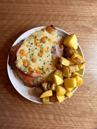 Milanesa De Ternera A La Napolitana