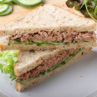 Sandwich De Atún