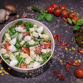 Salata quattro formaggi 500 gr.