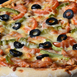 Pizza Tuna 30cm + coca cola 330ml