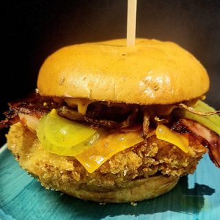 Hamburguesa De Pollo crujiente 