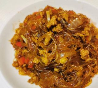 Spaghetti di Soia Saltati