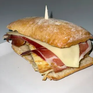Pintxo Tortilla Con Jamón