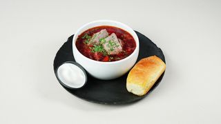 ბორში ხორცით  არაჟანი & პური