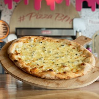 Pizza Quattro Formaggi Ø32cm