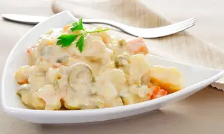 Ensaladilla Rusa Con Ventresca De Atún