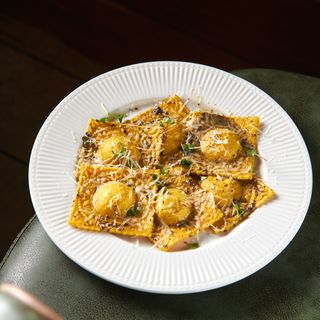 Равіолі з індичкою та білими грибами (220г)