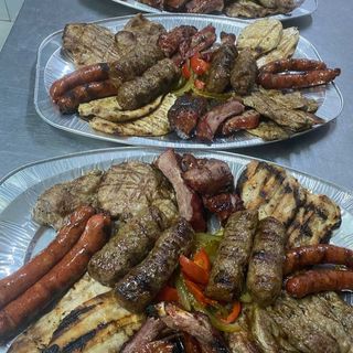 Platou mix grill - 4 persoane