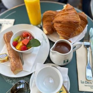 Petit Déjeuner Français 
